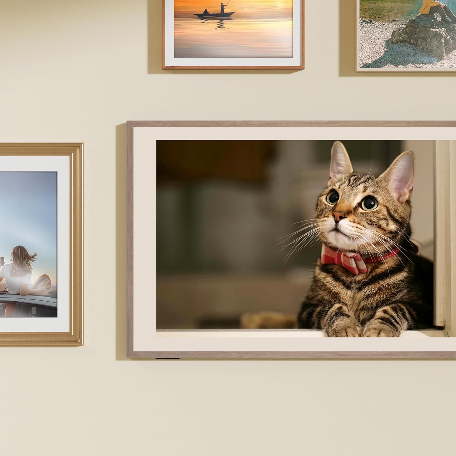 Hisense 55-Inch Class QLED 4K S7N CanvasTV Series Dolby Vision HDR Google Smart TV (55S7N) - 144Hz, Art Mode, Anti-Glare Panel, Hi-Matte Display, Frame & UltraSlim Wall Mount Included